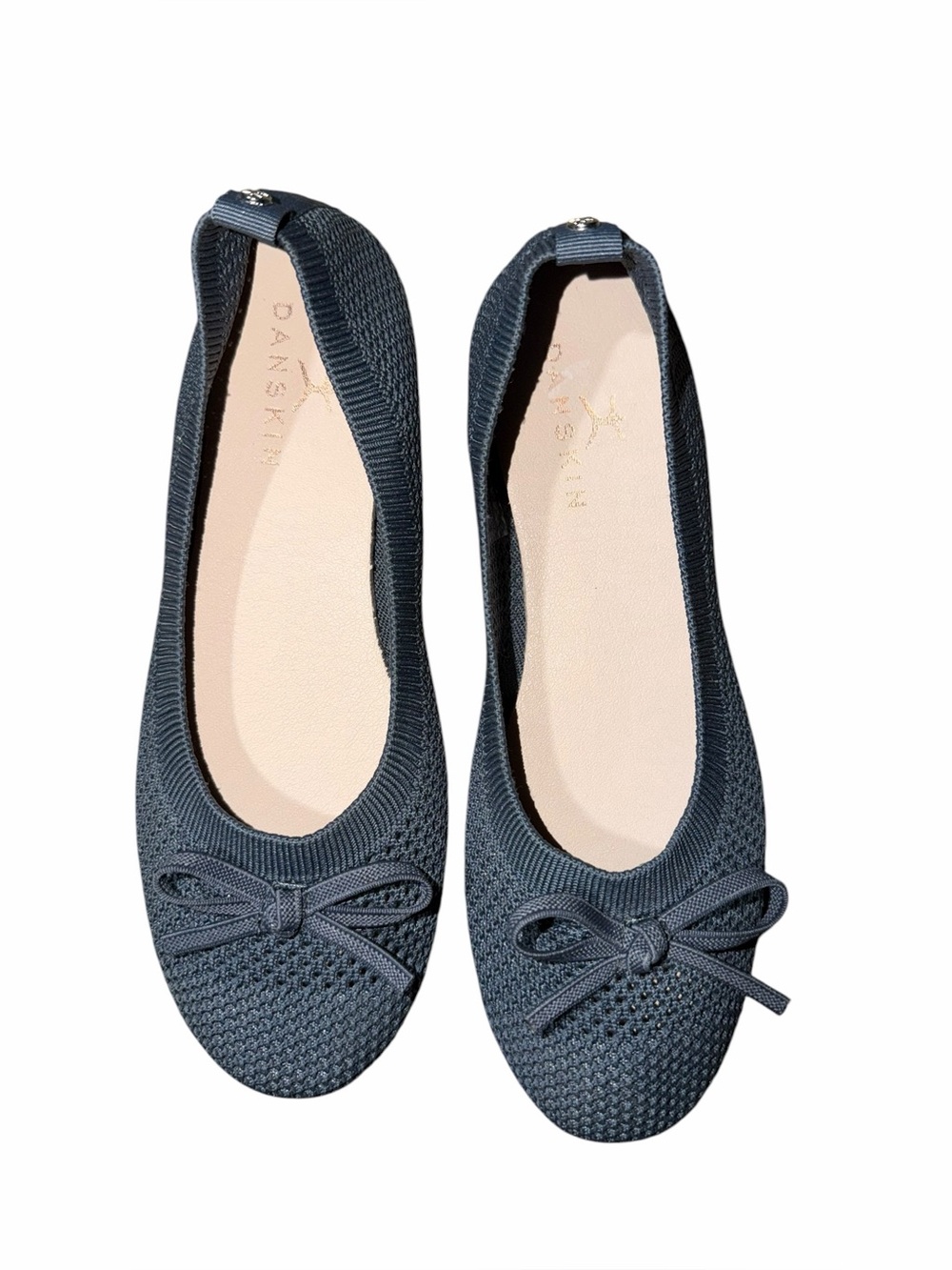 Danskin Hope Ballet Flats Gray Blue Knit
Size 6.5 NWOT